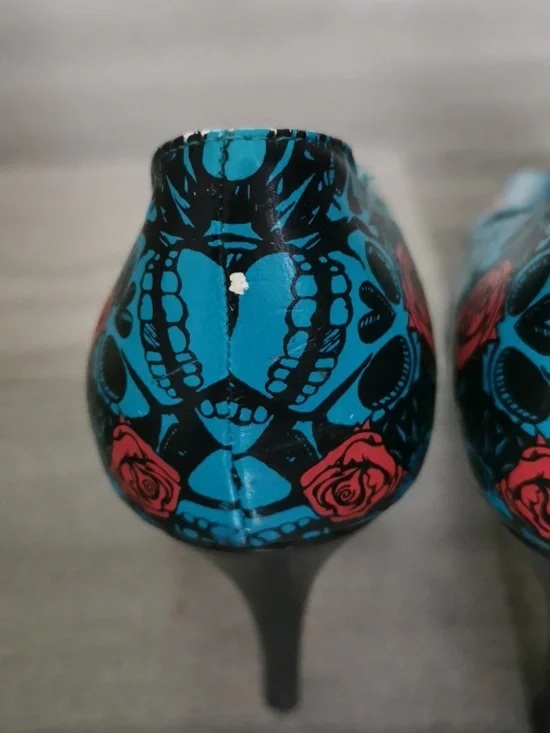 Iron Fist Vintage Y2K Muerte Punk Skull Rose Print High Heel Pumps. Size 10. - Picture 11 of 14